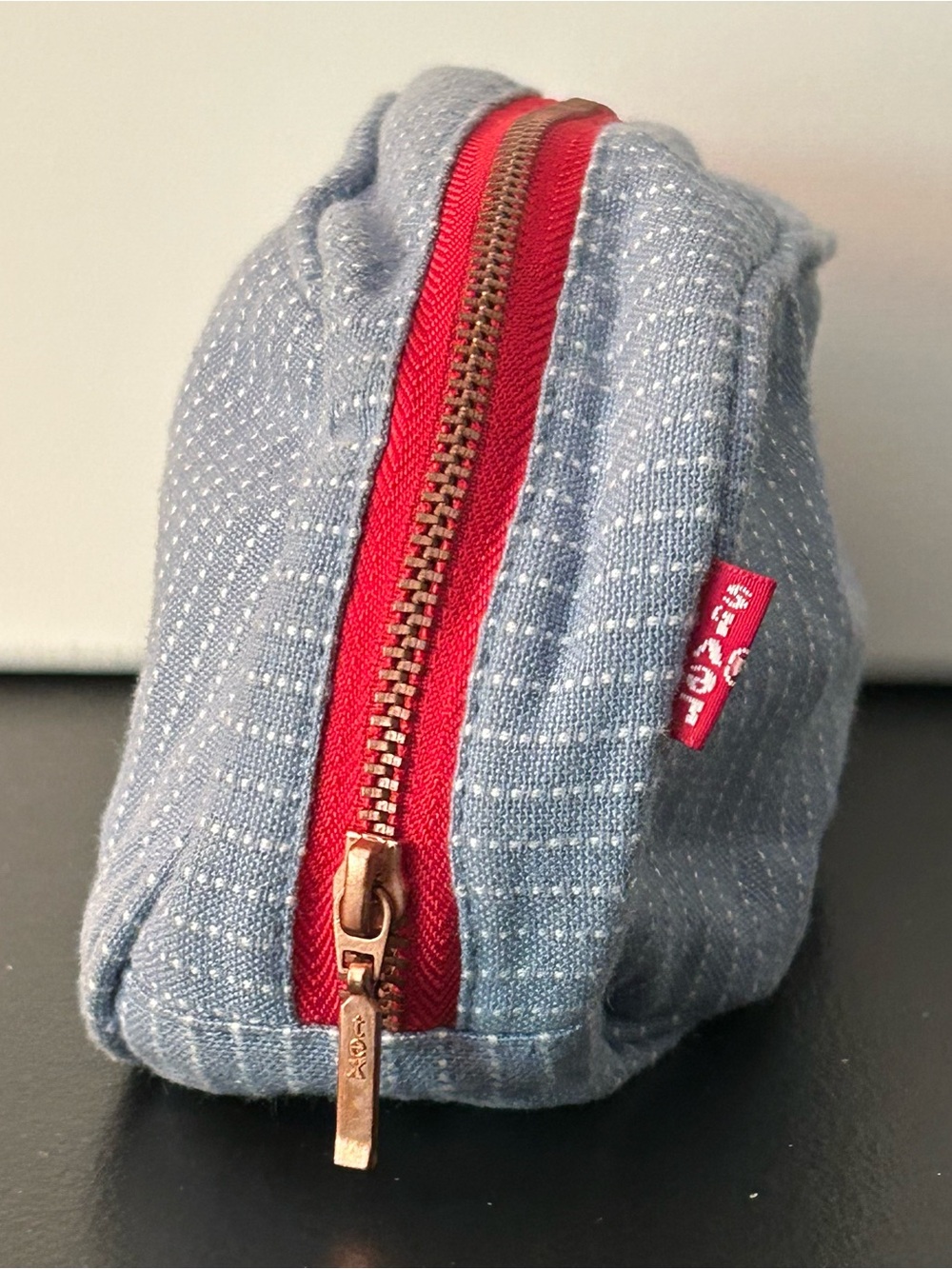 Levi's blue & white small cosmetic bag with red zipper